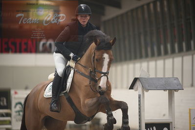 c - Stævne spring
c stævnespring
Nøgleord: maria bjørnkjær bennedsgaard;valentina ask