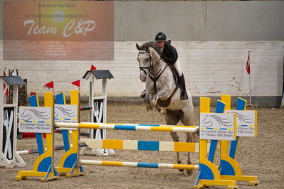 B - Stævne spring la-1
Hest landsstæne
Nøgleord: nanna josephine crown;ab;s cirocco blue