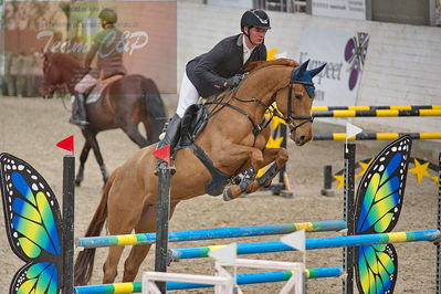 B - Stævne spring la-1
Hest landsstæne
Nøgleord: konstantin deeken künnemann;shivaliesje-vitz