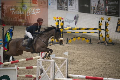 B - Stævne spring la-2
hestlandsstæne
Nøgleord: line balle;soleo