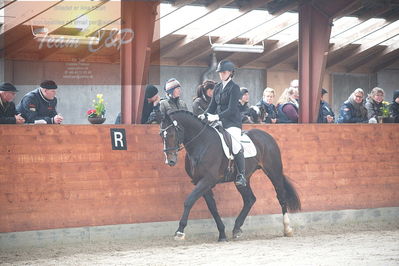 oldenborg kåring 2020
hingste løsspringning,under rytter
Nøgleord: alonso fjellerup