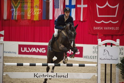 Dansk varmblod hingstekåring.
unghestemesterskab spring
Nøgleord: adam sparlund olesen;louisiana h