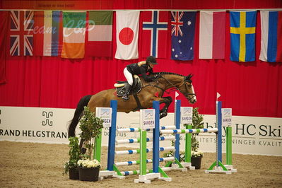 Dansk varmblod hingstekåring.
unghestemesterskab spring
Nøgleord: emilie mosegaard christiansen;syvhøjegårds balouis