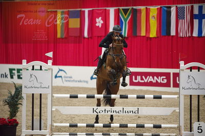 Dansk varmblod hingstekåring.
unghestemesterskab spring
Nøgleord: gitte dahl;caligraf dwb