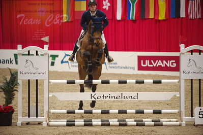 Dansk varmblod hingstekåring.
unghestemesterskab spring
Nøgleord: daniel hald cassøe;daloubet