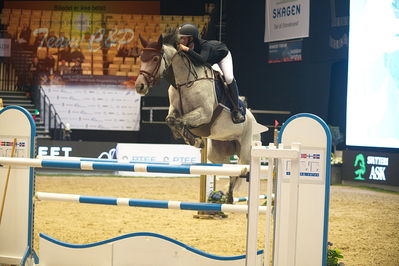 Dansk varmblod hingstekåring.
Stutteri Ask 145cm
Nøgleord: nellie berntsson;cornet's baloufree