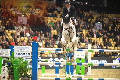 Dansk varmblod hingstekåring.
Skibby hc big tour 150cm
Nøgleord: rolf-goren bengtsson;emir r