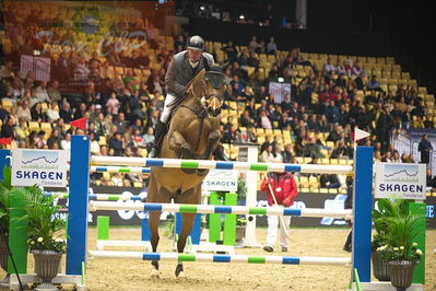 Dansk varmblod hingstekåring.
Skibby hc big tour 150cm
Nøgleord: lars noergaard pedersen;graffi p