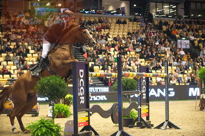 Dansk varmblod hingstekåring.
Skibby hc big tour 150cm
Nøgleord: henrik sosath;lady lordana old