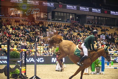 Dansk varmblod hingstekåring.
Skibby hc big tour 150cm
Nøgleord: jens van der grunsven;doma sue