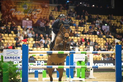 Dansk varmblod hingstekåring.
Skibby hc big tour 150cm
Nøgleord: jens fredricson;cosmopolit