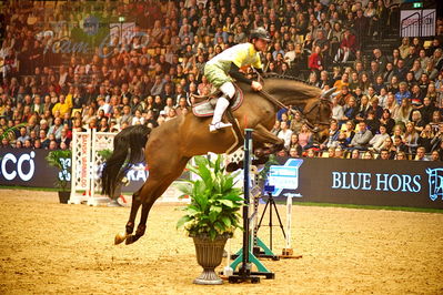 Dansk varmblod hingstekåring.
galashow-kustumespringnin
Nøgleord: gianmarco ferritti;dakota 394