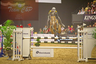 Dansk varmblod hingstekåring.
galashow-kustumespringnin
Nøgleord: thomas phil jensen;medina