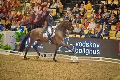 Dansk varmblod hingstekåring.
grandprix special 5
Nøgleord: shingo hayashi;scolari 4