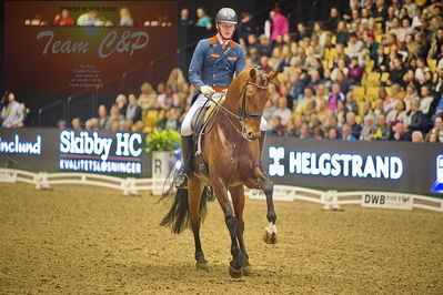 Dansk varmblod hingstekåring.
grandprix special 5
Nøgleord: diederik von silfhout;expression n o p