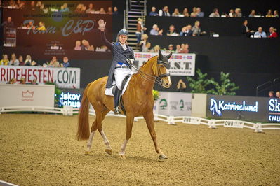 Dansk varmblod hingstekåring.
grandprix special 5
Nøgleord: daniel bachmann andersen;blue hors zepter