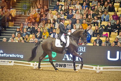 Dansk varmblod hingstekåring.
grandprix special 5
Nøgleord: carina cassøe krüth;heiline's danciera