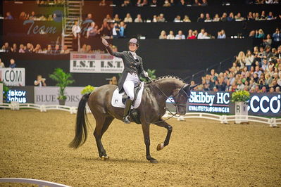 Dansk varmblod hingstekåring.
grandprix special 5
Nøgleord: carina cassøe krüth;heiline's danciera