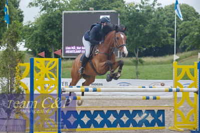 Landsstævne spring
La1  115cm
Nøgleord: lisa møller andersen;heartland prydsholm