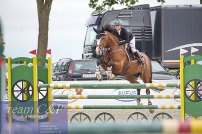 Landsstævne spring
la2  120cm
Nøgleord: julie henriksen;favorita fp