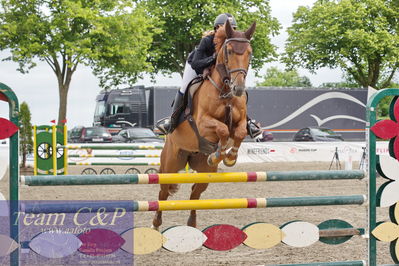 Landsstævne spring
la2  120cm
Nøgleord: camilli hartvig nielsen;levis vd bisschop