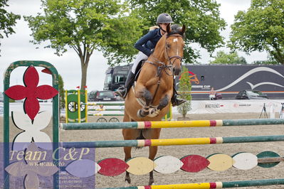 Landsstævne spring
la2  120cm
Nøgleord: tina lund;nosferato z