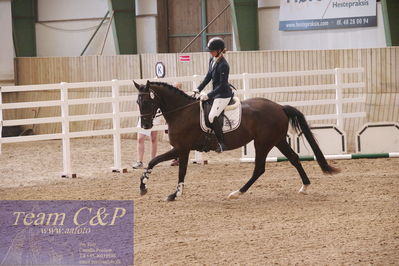 Sadelkåring 3 års og løsspring
Vallensbæk ridecenter
Nøgleord: hejbøls graceful