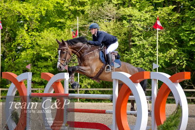 c-stævne spring
mb2 130cm
Nøgleord: sandra enemark;bjerglunds condor