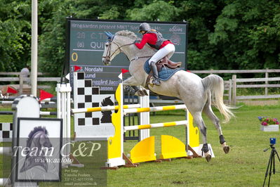 Bstævne spring
mb1 125cm
Nøgleord: christina thinggard jacobsen;quirido f