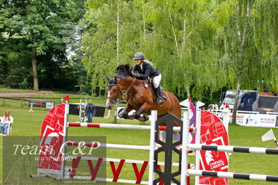 B-stævne spring
Ma2  140cm
Nøgleord: tina lund;balounique z