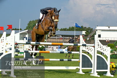 Showjumping
Kval till Derby CSI3 Table A (238.2.1) 1.40m
Nøgleord: søren pedersen;tailormade conthargos son ps