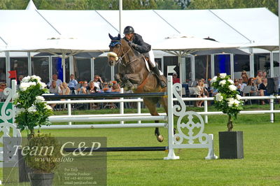 Showjumping
Kval till GP CSI3 Table A (238.2.1) 1.45m
Nøgleord: viggo björklund;carlson 93