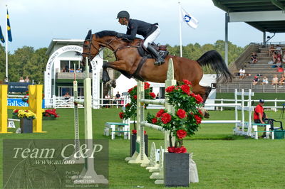 Showjumping
Kval till GP CSI3 Table A (238.2.1) 1.45m
Nøgleord: juri sukolovski;cajza cavat