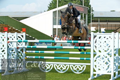 Showjumping
Kval till GP CSI3 Table A (238.2.1) 1.45m
Nøgleord: helena lundbäck;sportman