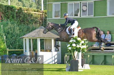 Showjumping
Kval till GP CSI3 Table A (238.2.1) 1.45m
Nøgleord: alice tapper;doge dogelito