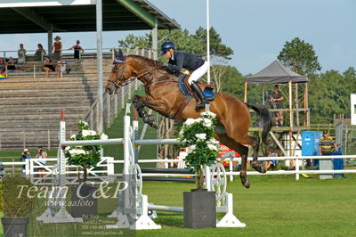 Showjumping
Kval till GP CSI3 Table A (238.2.1) 1.45m
Nøgleord: stephanie holmen;flips little sparrow