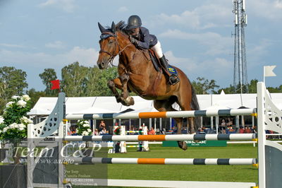 Showjumping
Kval till GP CSI3 Table A (238.2.1) 1.45m
Nøgleord: helena persson;harley davidson