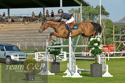 Showjumping
Kval till GP CSI3 Table A (238.2.1) 1.45m
Nøgleord: helena persson;harley davidson