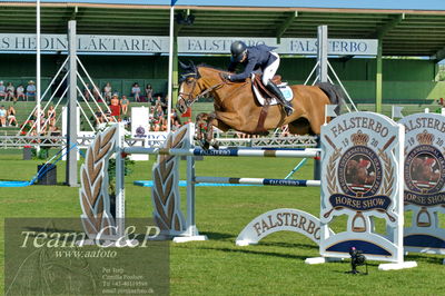 Showjumping
CSI3 Table A (238.2.1) 1.45m
Nøgleord: therese søhol henriksen;cyclone l'epivent