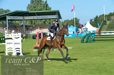 Showjumping
CSI3 Table A (238.2.1) 1.45m
Nøgleord: carl-walter fox;catalina lee