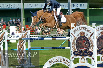 Showjumping
CSI3 Table A (238.2.1) 1.45m
Nøgleord: erica swatz;madonna