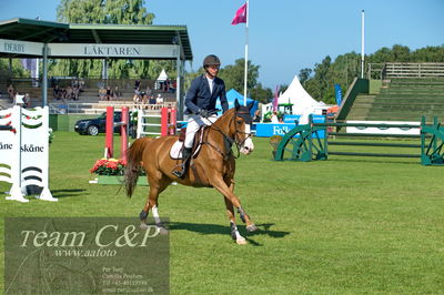 Showjumping
CSI3 Table A (238.2.1) 1.45m
Nøgleord: hendrik-jan schuttert;hertogin van de kouberg