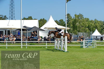 Showjumping
Derby CSI3 Table A (238.2.2) 1.50m
Nøgleord: viggo björklund;merida 8