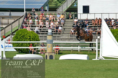 Showjumping
Derby CSI3 Table A (238.2.2) 1.50m
Nøgleord: jacob hellström;caliban h