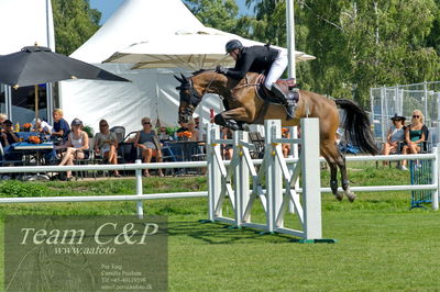 Showjumping
Derby CSI3 Table A (238.2.2) 1.50m
Nøgleord: guido jun klatte;van halen z