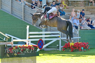 Showjumping
Derby CSI3 Table A (238.2.2) 1.50m
Nøgleord: stephanie holmen;cash du talus