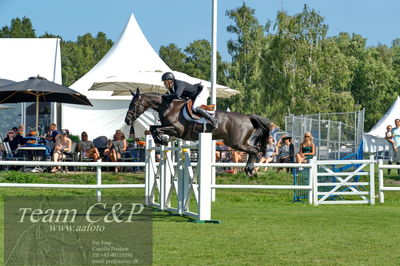 Showjumping
Derby CSI3 Table A (238.2.2) 1.50m
Nøgleord: johan-sebastian gulliksen;billy cool