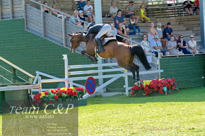 Showjumping
Derby CSI3 Table A (238.2.2) 1.50m
Nøgleord: niels kersten;tippy z