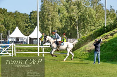 Showjumping
Derby CSI3 Table A (238.2.2) 1.50m
Nøgleord: linda heed;laurien van orshof
