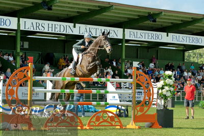 Showjumping
CSI3 Grand Prix Two Rounds - 1.50m
Nøgleord: alice tapper;doge dogelito
